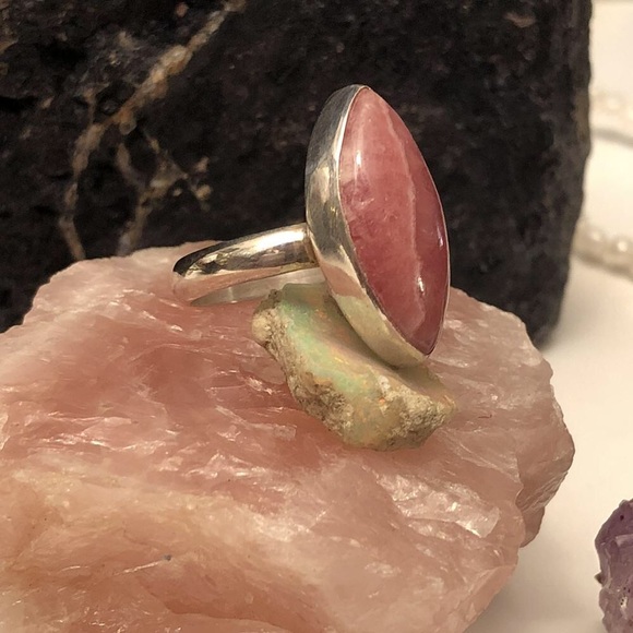 AlphaVariable Rhodochrosite Ring - Picture 3 of 7